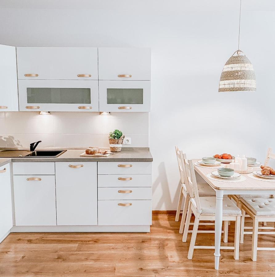 זיילונה גאורה Apartamenty Flat White Ruczajowa מראה חיצוני תמונה